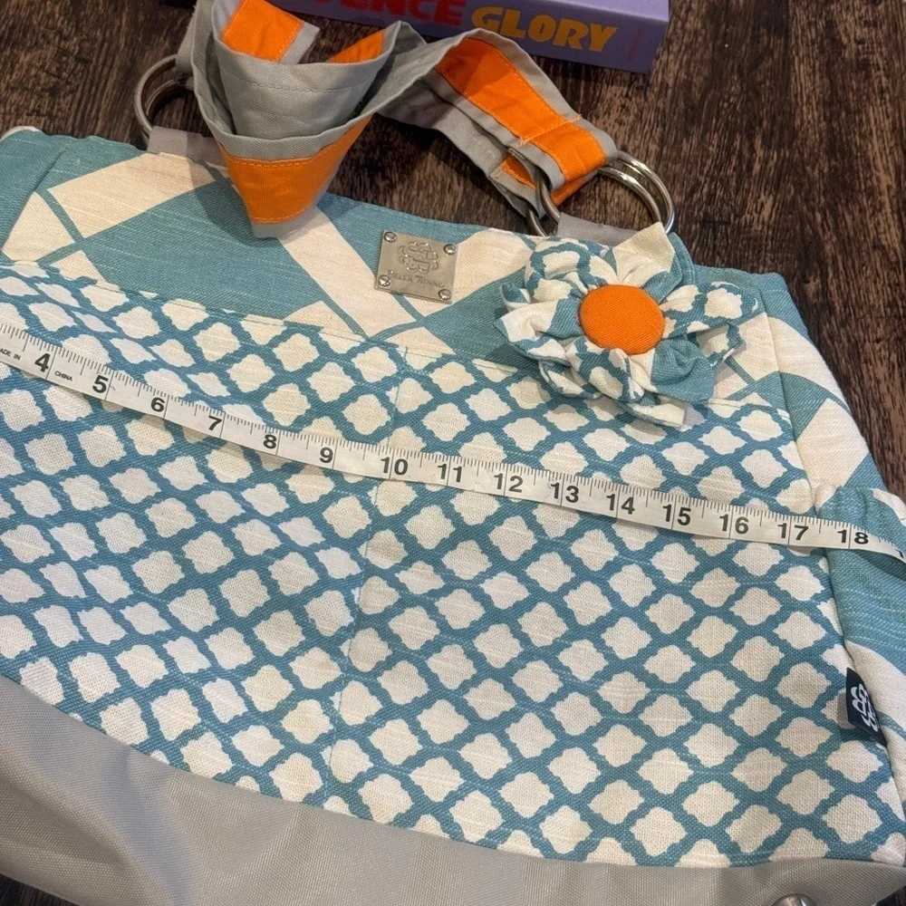 Blue and White Patterned Tote with Pouch